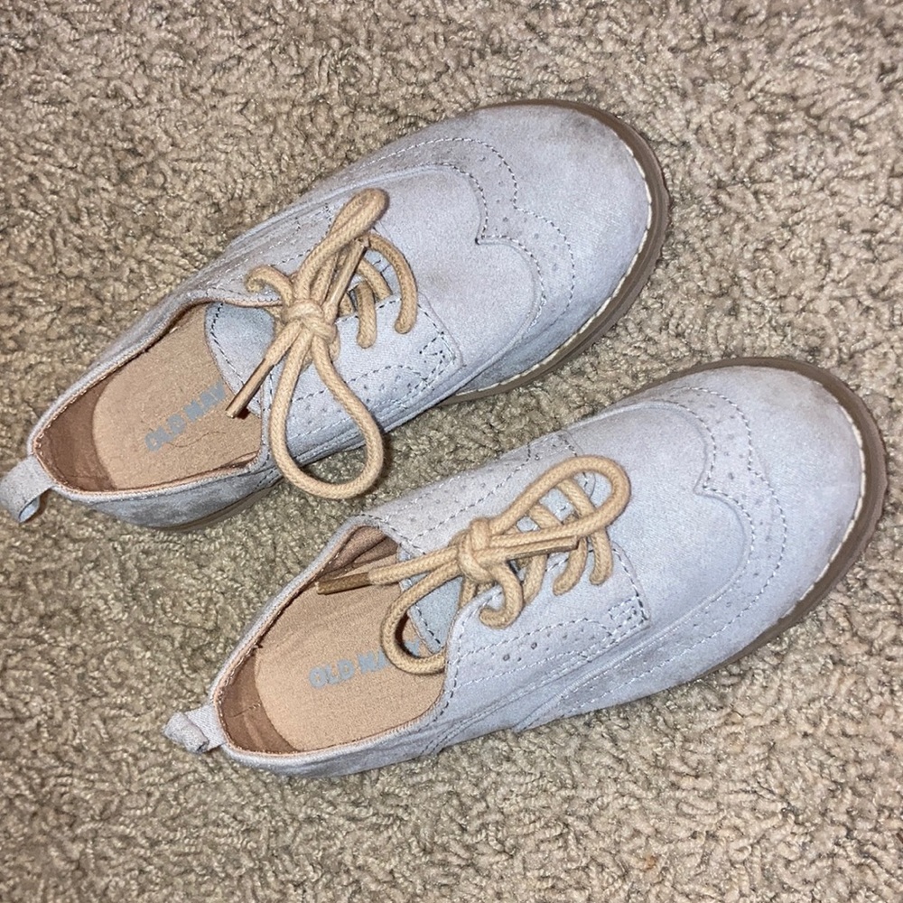 Toddler shoes size 8